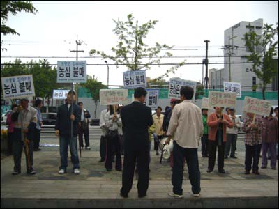 주민들은 당분간 농심 본사 앞 집회를 계속 할 예정이다. 